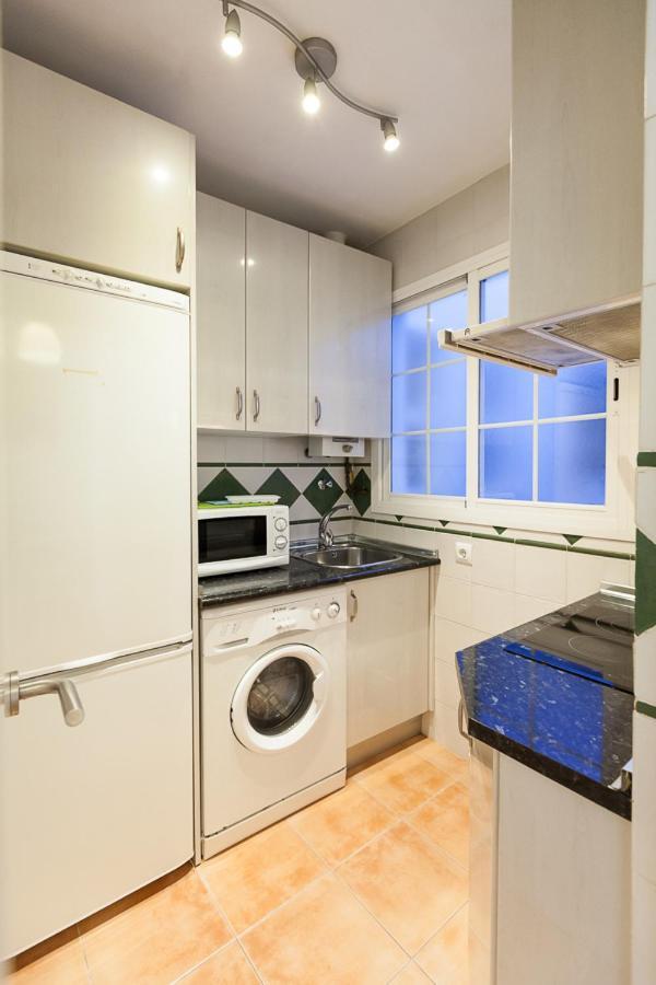 Peral Home Cozy Apartment Sevilla Buitenkant foto